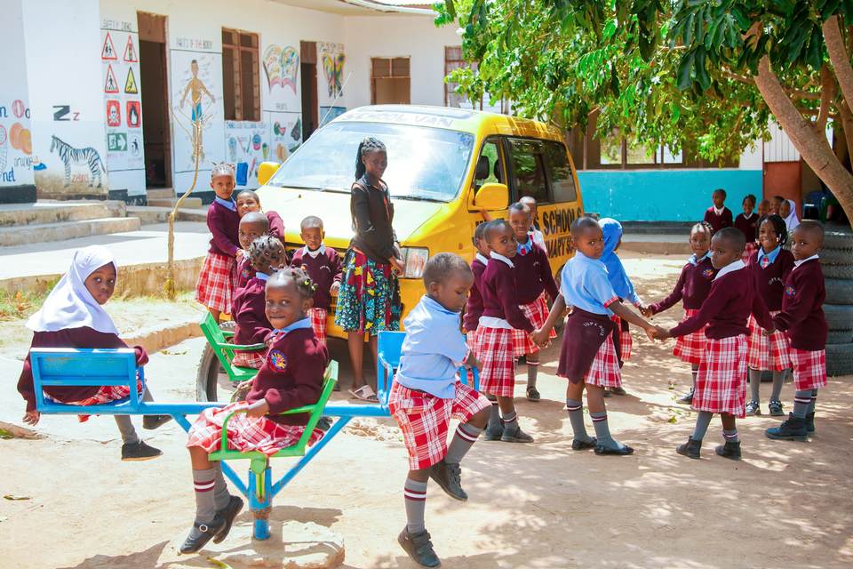 Jupe Hills pupils playing together in the school grounds